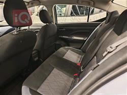 نیسان ڤێرسا